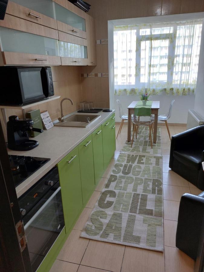 Apartament Central Renovat 3 Camere Bucharest Luaran gambar